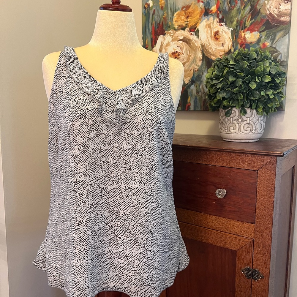 Cabi #5359 Flutter Sleeve Top